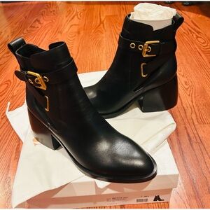 NIB  New See by Chloé Women's Averi Block Heel Bootie Black Sz 38,5 In Box